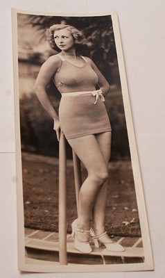 1930's women's swimwear